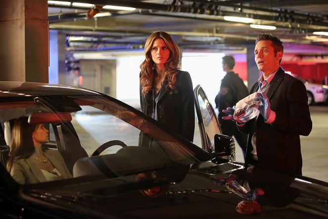 Castle - A Murder Is Forever - Photos - Stana Katic, Seamus Dever