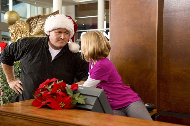 Finding Mrs. Claus - Photos - Will Sasso