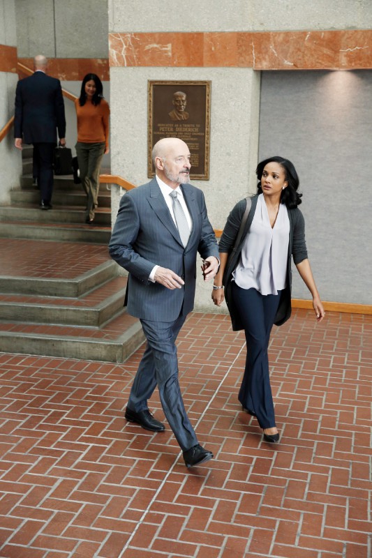 Secrets and Lies - The Brother - Photos - Terry O'Quinn, Mekia Cox