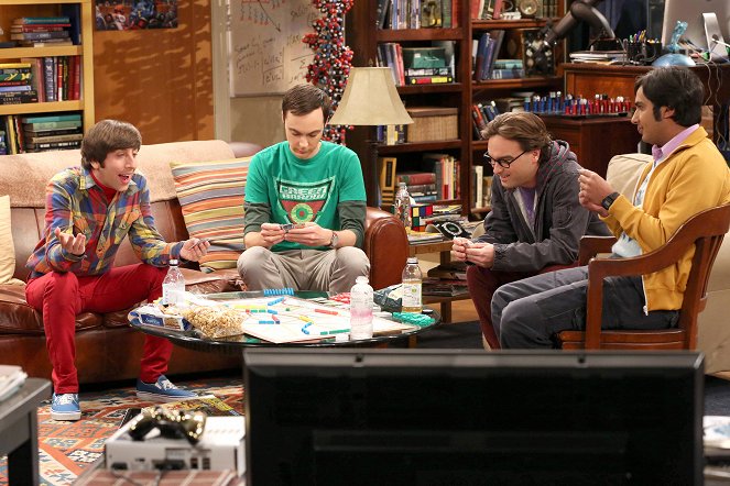 The Big Bang Theory - Extirpando las entrañas de un pez - De la película - Simon Helberg, Jim Parsons, Johnny Galecki, Kunal Nayyar