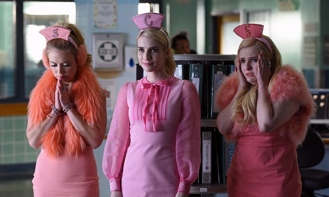 Scream Queens – Gyilkos történet - Imádjuk D-t - Filmfotók - Billie Lourd, Emma Roberts, Abigail Breslin