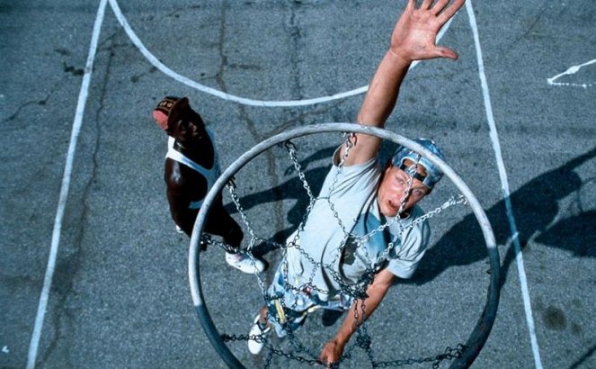 Biali nie potrafi skakać - Z filmu - Wesley Snipes, Woody Harrelson