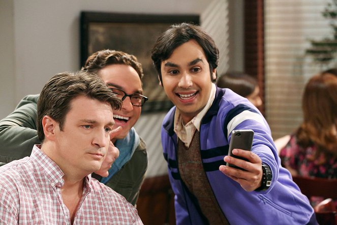 The Big Bang Theory - Ein Prosit auf Mrs. Wolowitz - Filmfotos - Nathan Fillion, Johnny Galecki, Kunal Nayyar