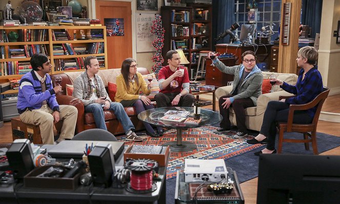 The Big Bang Theory - Ein Prosit auf Mrs. Wolowitz - Filmfotos - Kunal Nayyar, Kevin Sussman, Mayim Bialik, Jim Parsons, Johnny Galecki, Kaley Cuoco