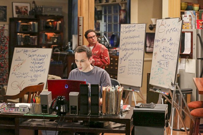 The Big Bang Theory - The Troll Manifestation - Photos - Jim Parsons, Johnny Galecki