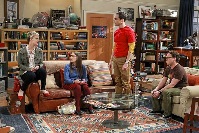 The Big Bang Theory - The Space Probe Disintegration - Van film - Kaley Cuoco, Mayim Bialik, Jim Parsons, Johnny Galecki