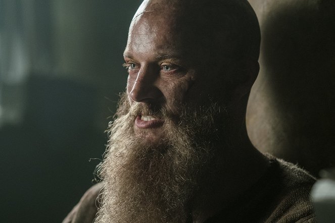 Vikings - Season 4 - Wie Ein Tier Im Käfig - Filmfotos - Travis Fimmel