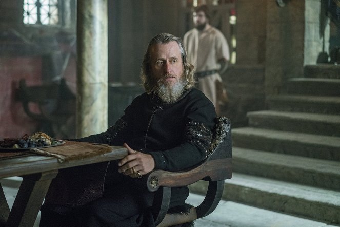 Vikings - Season 4 - In the Uncertain Hour Before the Morning - Photos - Linus Roache