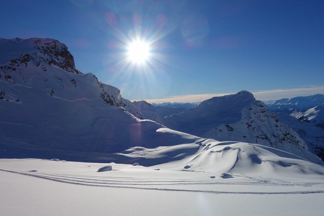 Über Berg und Tal - Auf Skiern quer durch Vorarlberg - Do filme