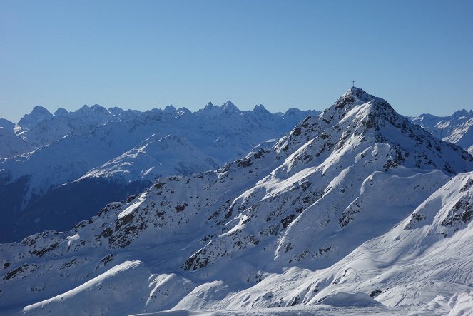 Über Berg und Tal - Auf Skiern quer durch Vorarlberg - De la película