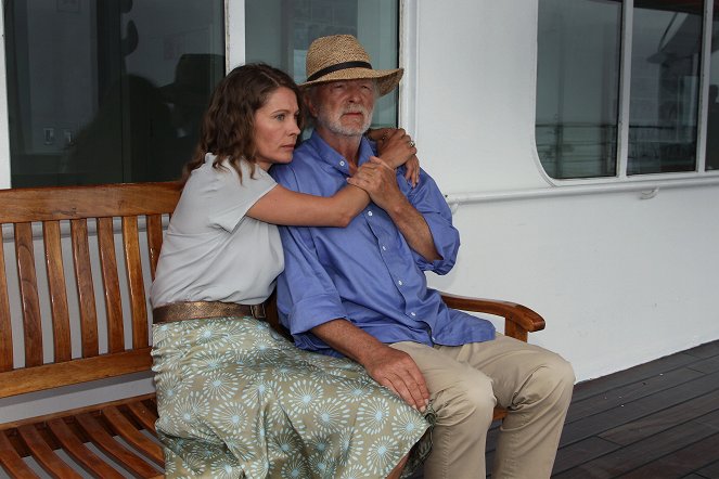 Das Traumschiff - Palau - Z filmu - Jeannette Arndt, Michael Gwisdek
