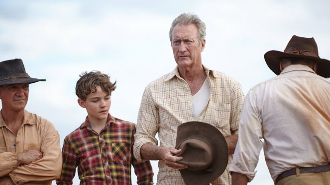 Red Dog: True Blue - Photos - Levi Miller, Bryan Brown