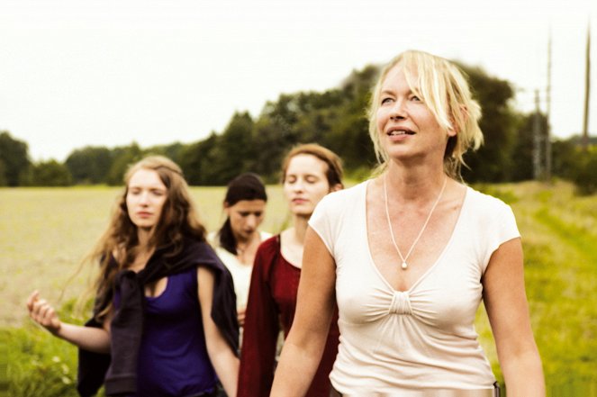 El lago de las mujeres - De la película - Constanze Wächter, Nele Rosetz, Lea Draeger, Therese Hämer