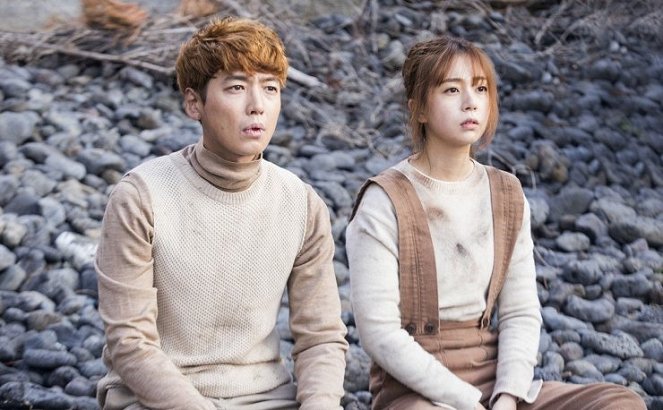 Missing9 - Van film - Kyeong-ho Jeong, Jin-hee Baek