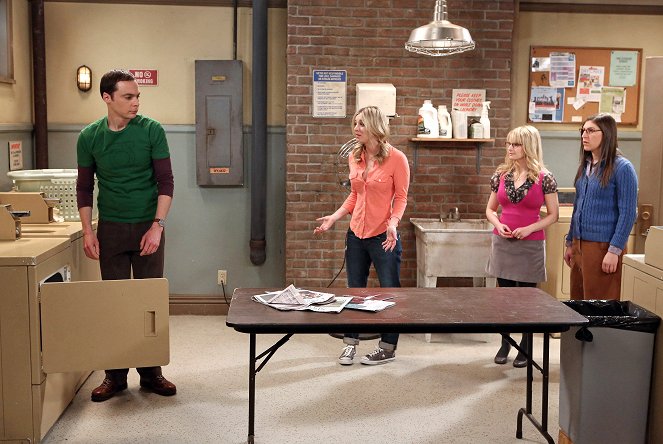The Big Bang Theory - Ordnung in der Abstellkammer - Filmfotos - Jim Parsons, Kaley Cuoco, Melissa Rauch, Mayim Bialik