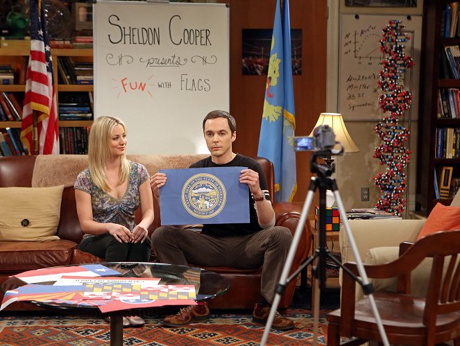 The Big Bang Theory - El aislamiento del monstruo - De la película - Kaley Cuoco, Jim Parsons