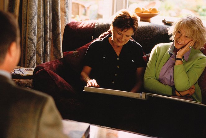 Hore bez - Z filmu - Julie Walters, Helen Mirren