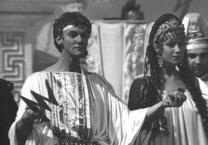 Caligula - Film - Malcolm McDowell, Helen Mirren
