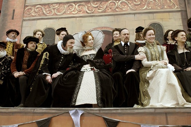 Elizabeth I - Kuvat elokuvasta - Toby Jones, Helen Mirren