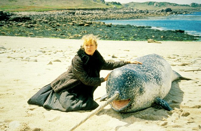 Cuando vuelvan las ballenas - De la película - Helen Mirren