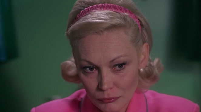But I'm a Cheerleader - Van film - Cathy Moriarty