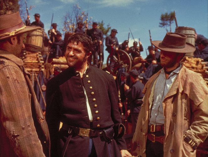 The Good, the Bad and the Ugly - Photos - Eli Wallach, Aldo Giuffrè, Clint Eastwood
