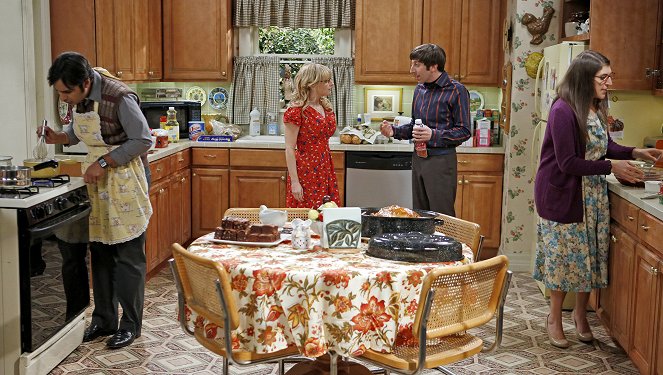 The Big Bang Theory - The Thanksgiving Decoupling - Photos - Kunal Nayyar, Melissa Rauch, Simon Helberg, Mayim Bialik