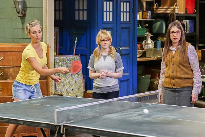 The Big Bang Theory - Season 8 - The Skywalker Incursion - Photos - Kaley Cuoco, Melissa Rauch, Mayim Bialik