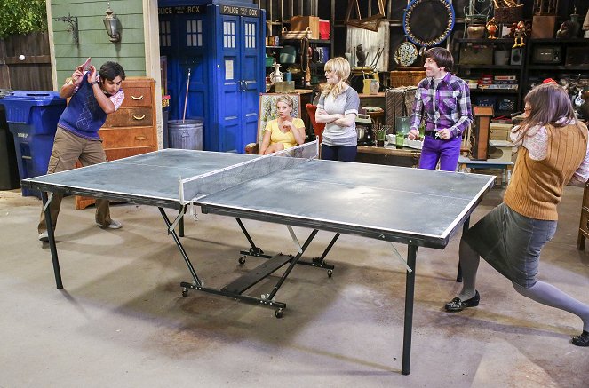 The Big Bang Theory - Season 8 - Die Skywalker-Attacke - Filmfotos - Kunal Nayyar, Kaley Cuoco, Melissa Rauch, Simon Helberg, Mayim Bialik
