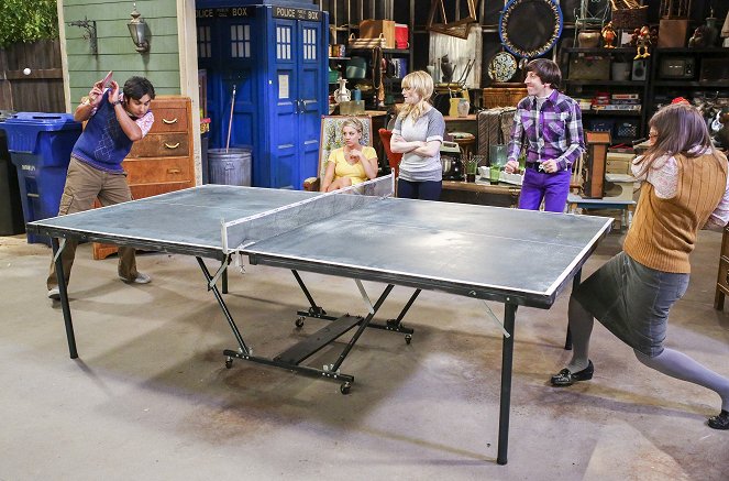 The Big Bang Theory - The Skywalker Incursion - Photos - Kunal Nayyar, Kaley Cuoco, Melissa Rauch, Simon Helberg, Mayim Bialik