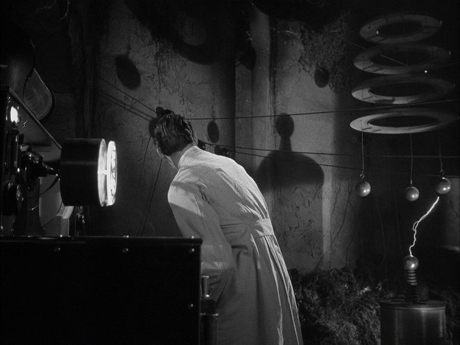 Frankenstein Meets the Wolf Man - Kuvat elokuvasta