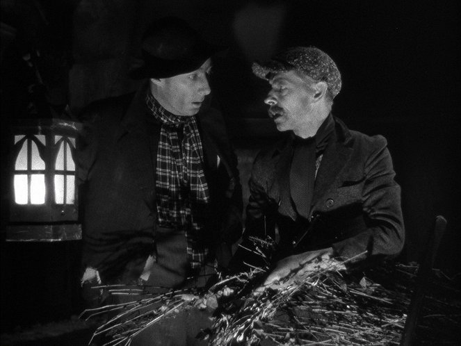 Frankenstein Meets the Wolf Man - Kuvat elokuvasta - Tom Stevenson, Cyril Delevanti