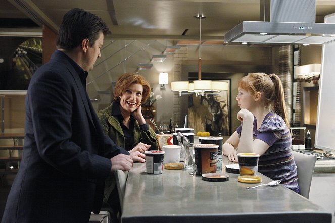 Castle - The Fifth Bullet - De la película - Susan Sullivan, Molly C. Quinn