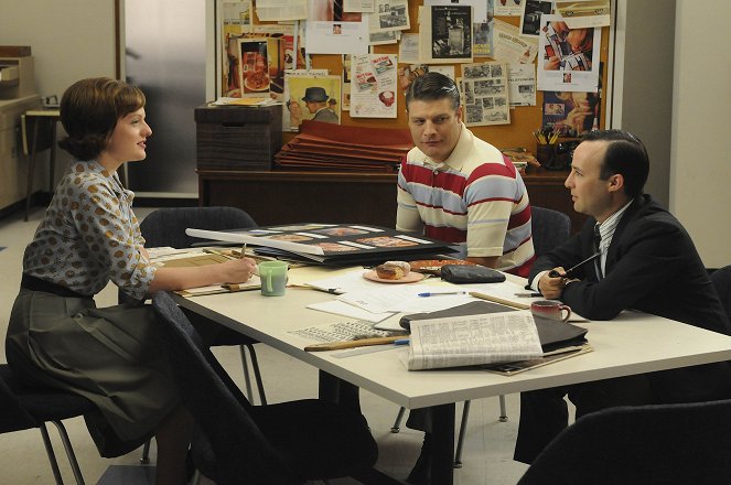 Mad Men - Chinese Wall - Photos - Elisabeth Moss, Rich Sommer, Danny Strong
