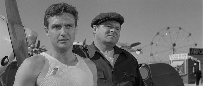 The Tarnished Angels - Filmfotos - Robert Stack, Jack Carson