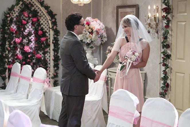 The Big Bang Theory - Season 9 - The Matrimonial Momentum - Van film - Johnny Galecki, Kaley Cuoco