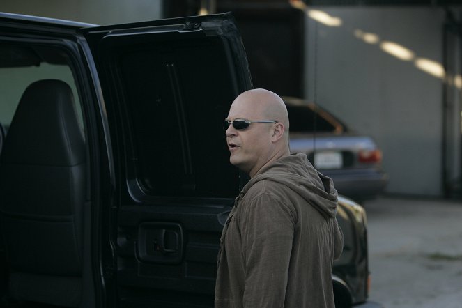 The Shield - Coefficient of Drag - Photos - Michael Chiklis