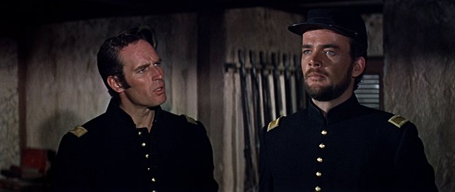 Major Dundee - Z filmu - Charlton Heston, Jim Hutton