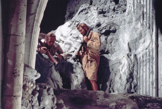 Beneath the Planet of the Apes - Van de set