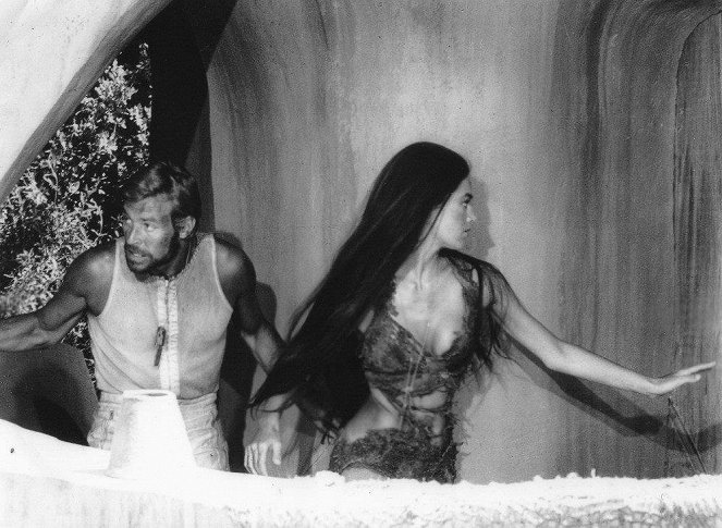 Beneath the Planet of the Apes - Photos - James Franciscus, Linda Harrison