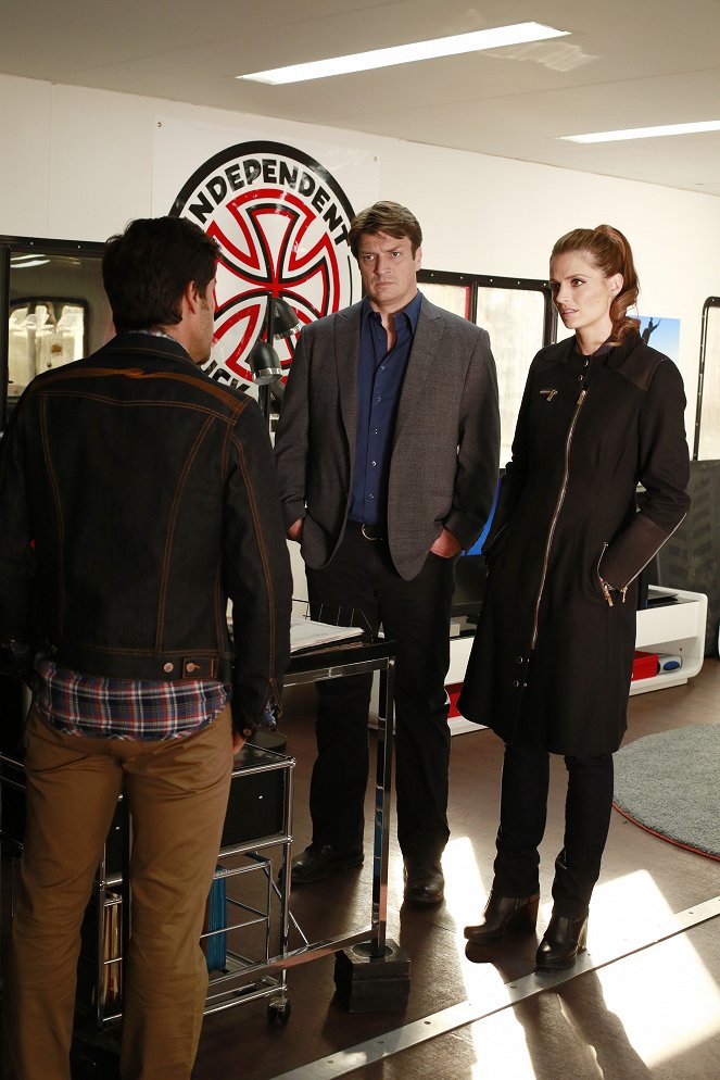 Castle - Law & Boarder - Photos - Nathan Fillion, Stana Katic