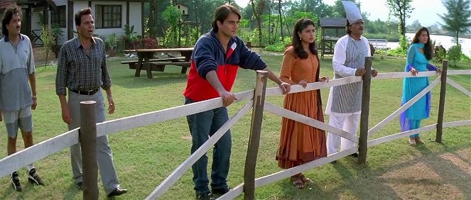 Pyaar Kiya To Darna Kya - Z filmu - Dharmendra, Arbaaz Khan, Anjala Zaveri, Ashok Saraf, Kajol