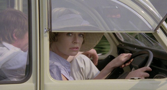 The Shout - Z filmu - Susannah York