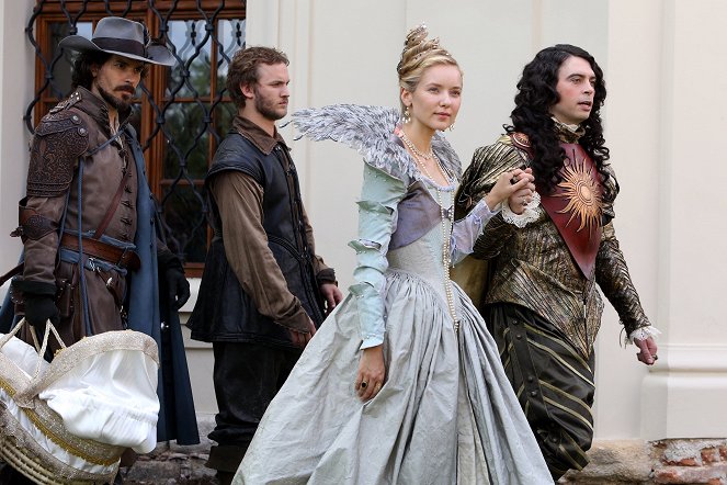 The Musketeers - Through a Glass Darkly - Do filme
