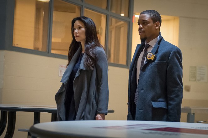 Elementary - The Best Way Out Is Always Through - Do filme - Lucy Liu, Jon Michael Hill