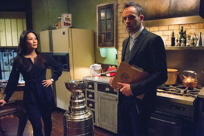 Elementary - The Best Way Out Is Always Through - Film - Lucy Liu, Jonny Lee Miller