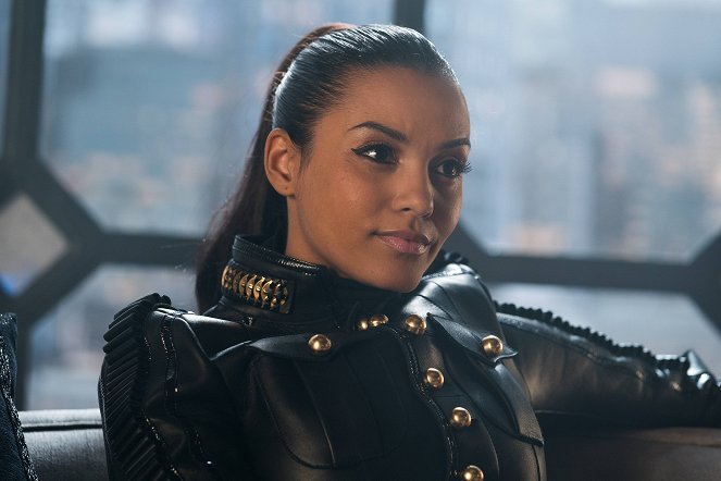 Gotham - Mad City: Smile Like You Mean It - Photos - Jessica Lucas