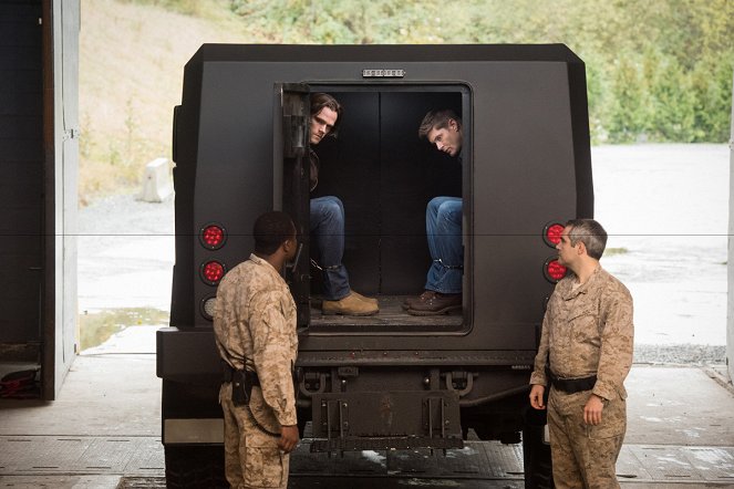 Supernatural - First Blood - Photos - Jared Padalecki, Jensen Ackles