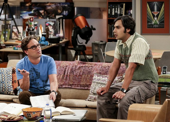 The Big Bang Theory - The Communication Deterioration - Photos - Johnny Galecki, Kunal Nayyar