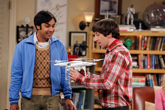The Big Bang Theory - Angriff der Killerdrohne - Filmfotos - Kunal Nayyar, Simon Helberg